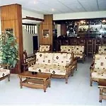 Titania 酒店