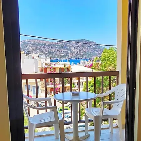 Titania Hotel