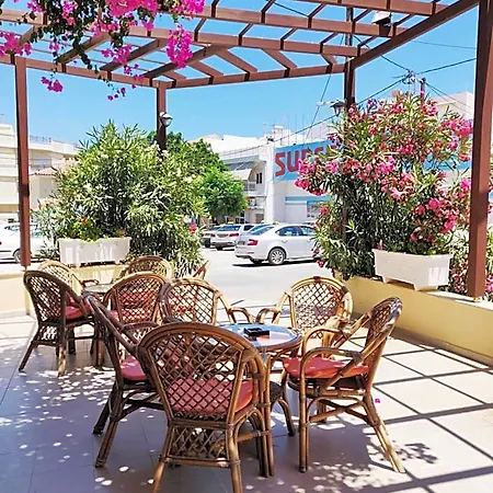 Hotel Titania