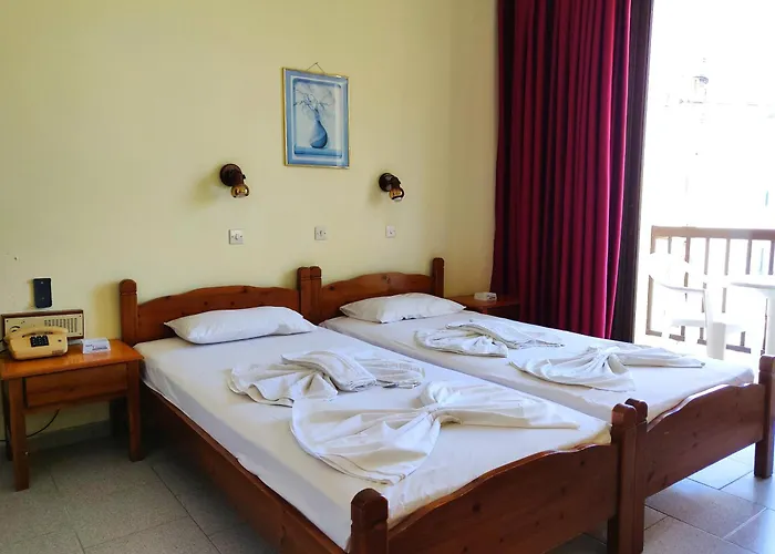 Titania 酒店 卡尔帕索斯